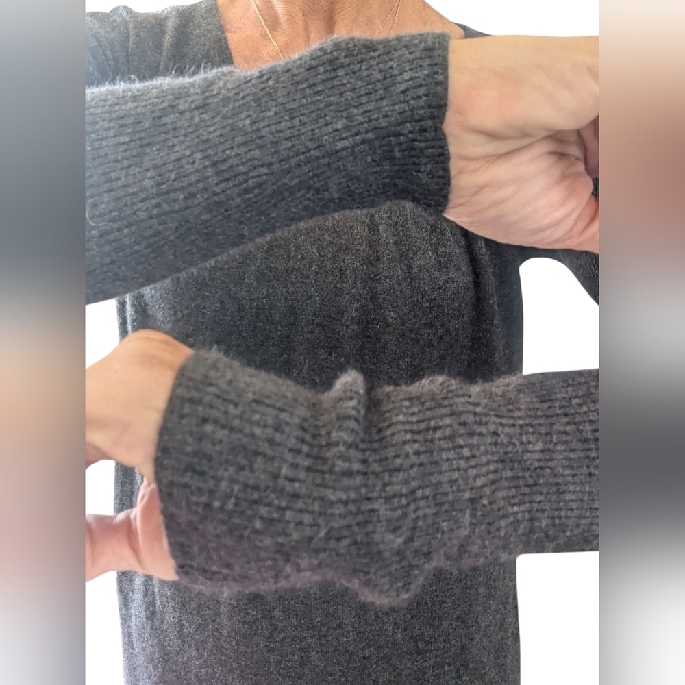 Vince 100% Cashmere Sweater Dress XS Charcoal Gray V Neck - Picture 4 of 7